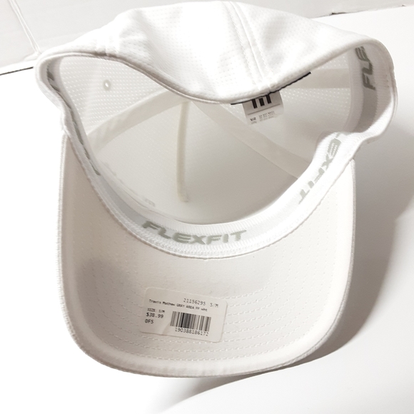 TRAVIS MATHEW GRAY AREA FITTED GOLF HAT NEW - Picture 5 of 5